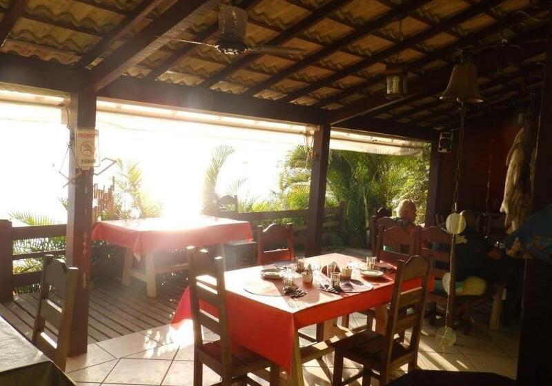 Hotel Pousada Cruzoé