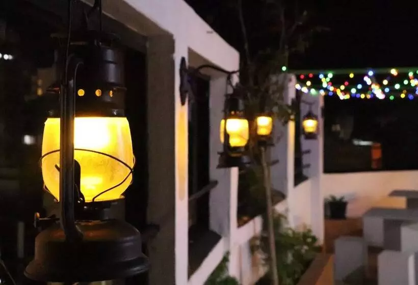 Miracle Colombo City Hostel