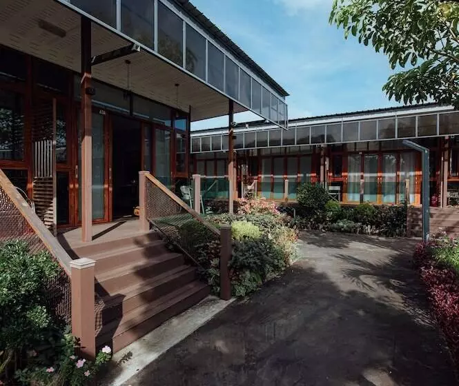 モーテル Chan Living