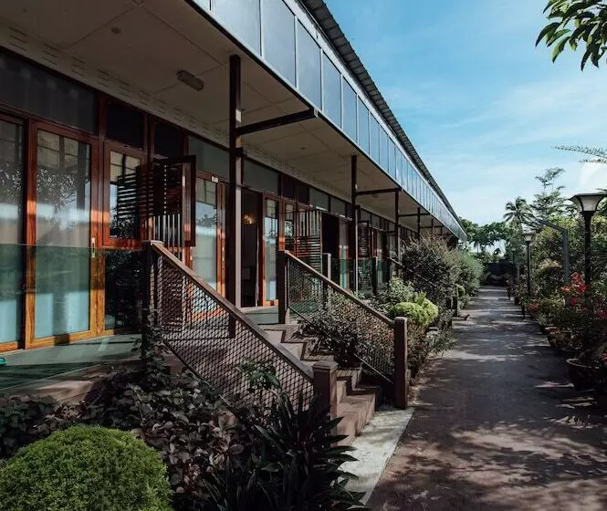 モーテル Chan Living