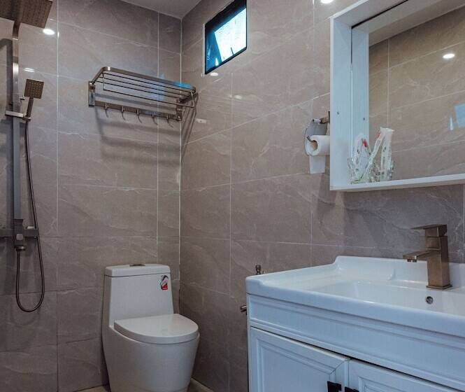 מוטל Chan Living