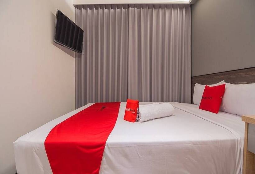 بنسيون Reddoorz Near Taman Rejomulyo