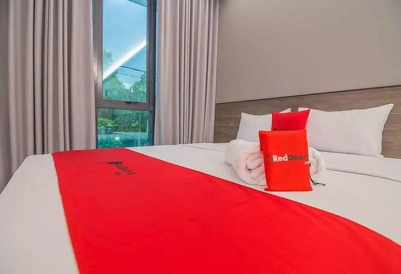 Majatalo Reddoorz Near Taman Rejomulyo