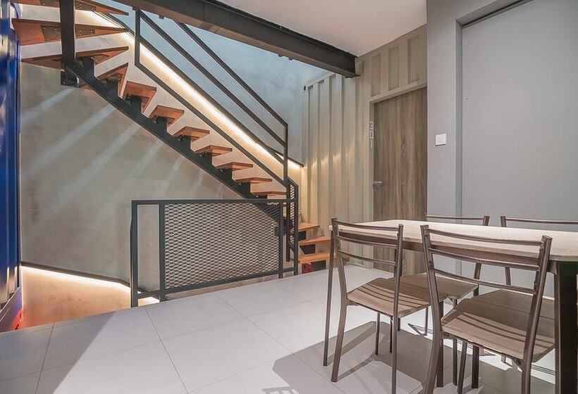 بنسيون Reddoorz Near Taman Rejomulyo