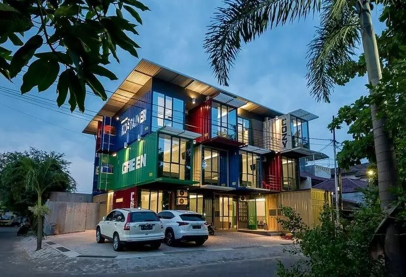 Majatalo Reddoorz Near Taman Rejomulyo