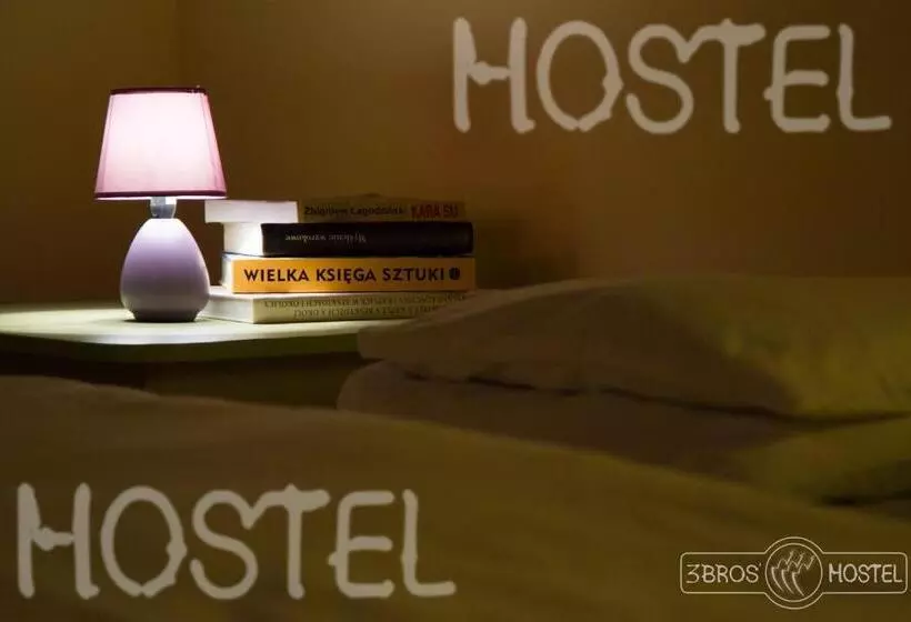 3 Bros' Hostel Cieszyn