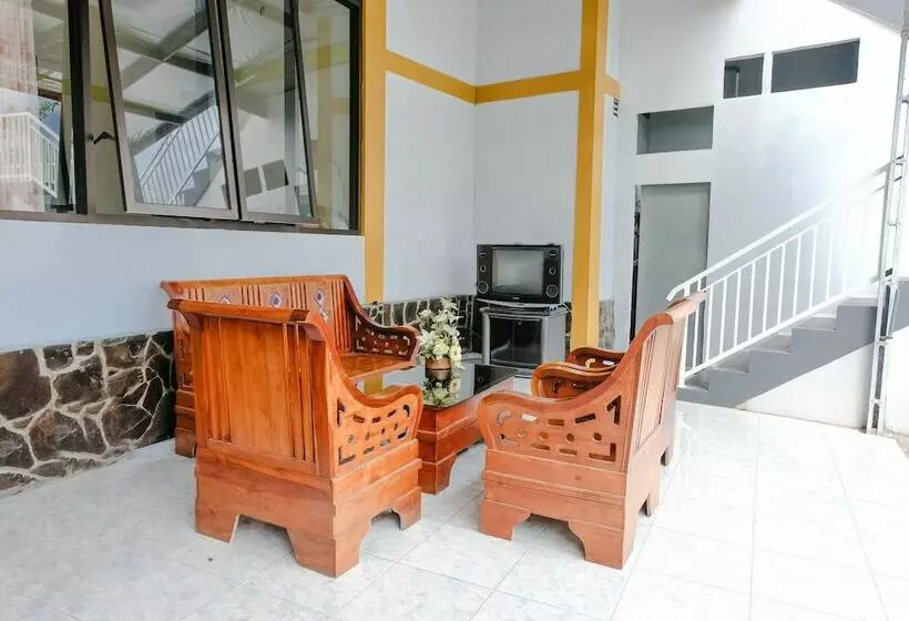 هاستل Nusa Indah Homestay