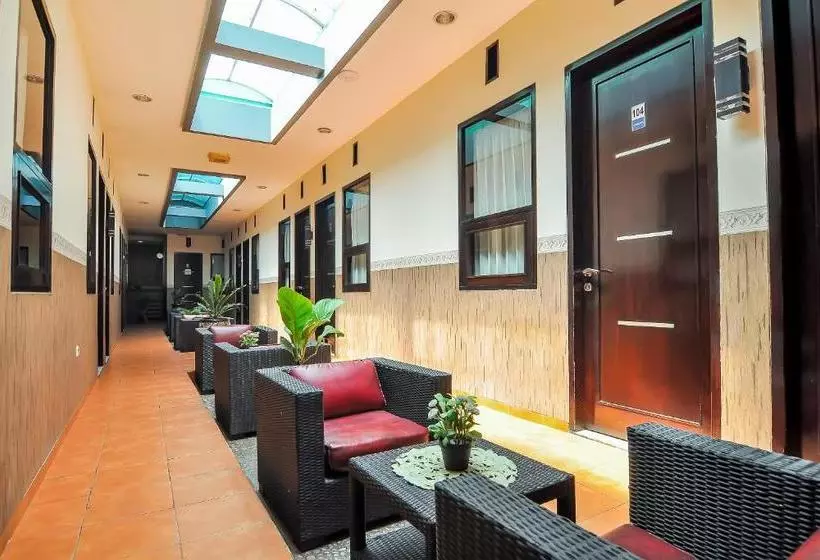 D'dhave Hotel By Oyo Rooms