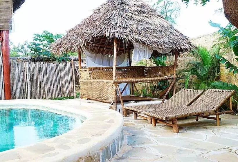 Diani Hostel