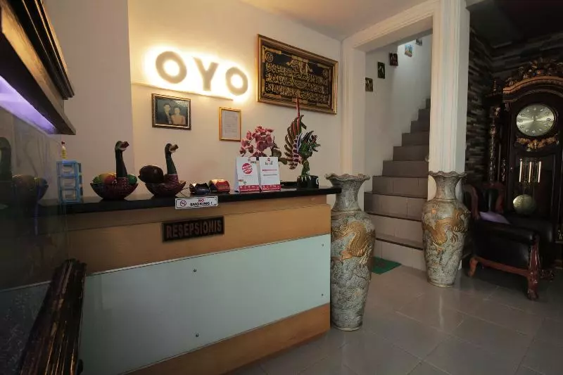 ホテル Guest House Omah Anakku Syariah By Oyo Rooms