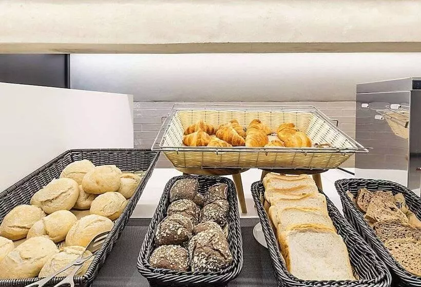 Hotelli Ibis Styles Chaves