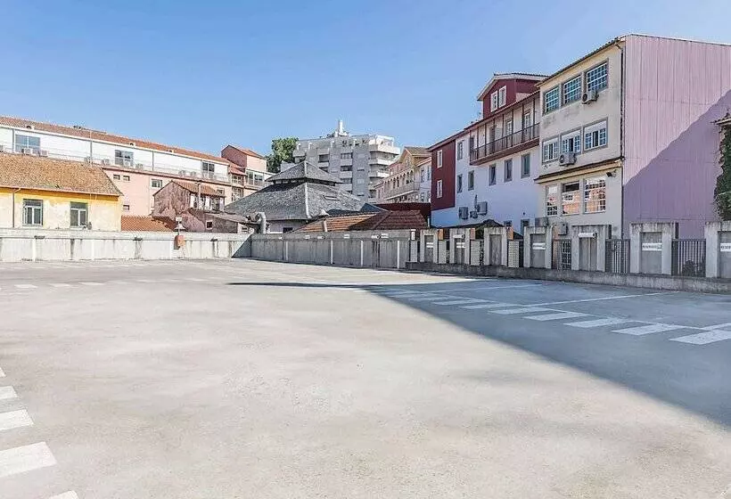 Hotelli Ibis Styles Chaves