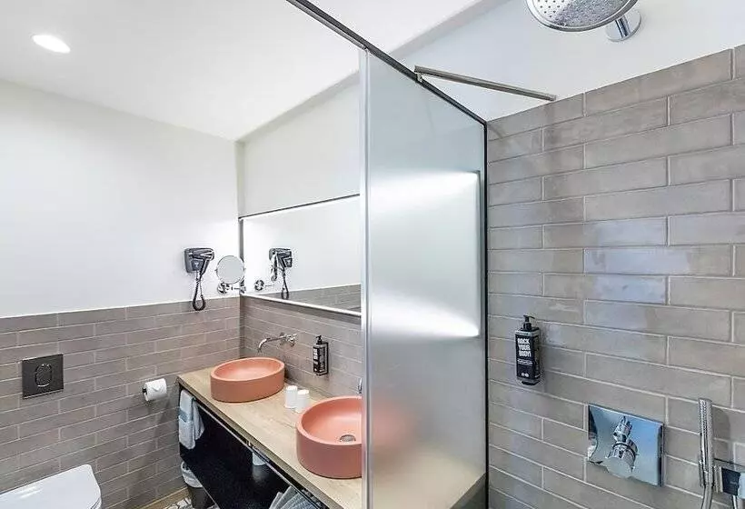 Hotelli Ibis Styles Chaves