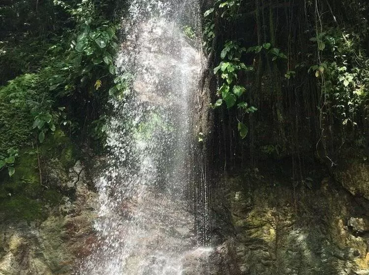 Hotelli Rupert A Baler