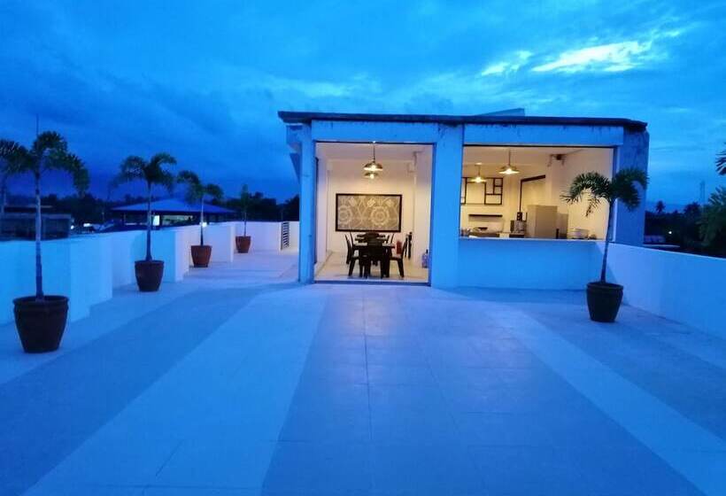 בית מלון כפרי Rupert A Baler