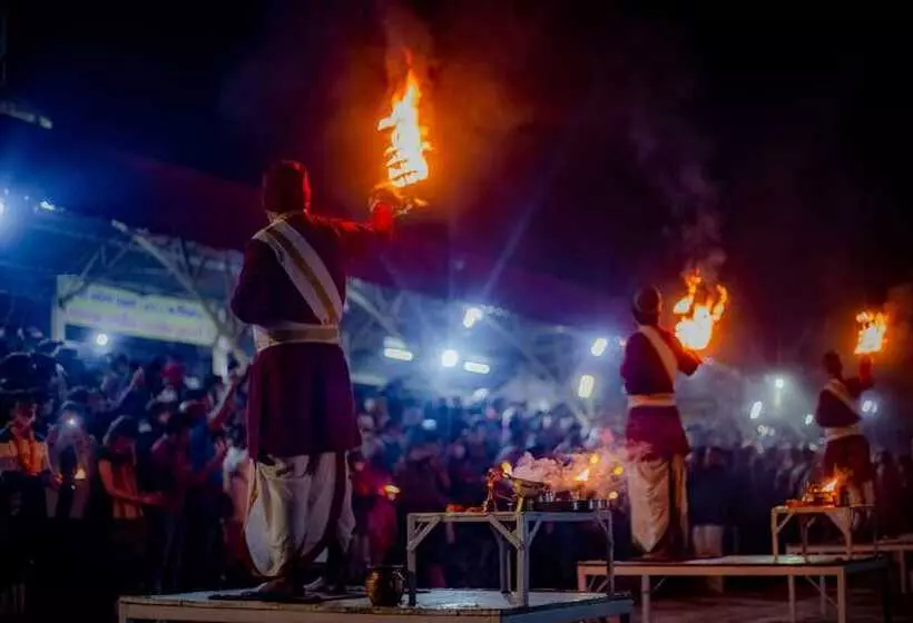 ホテル Shanti Residency Ganga View