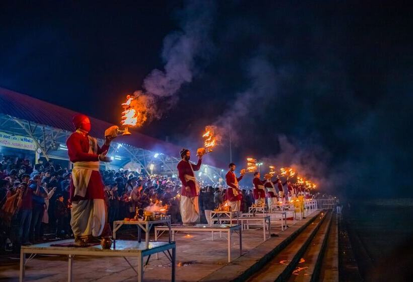 فندق Shanti Residency Ganga View