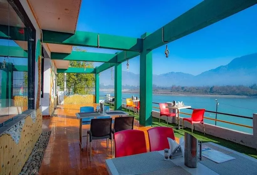 ホテル Shanti Residency Ganga View