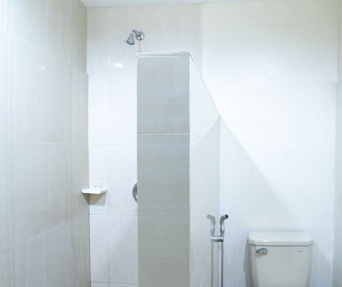 Manila Airport Hotel By Urban Connect