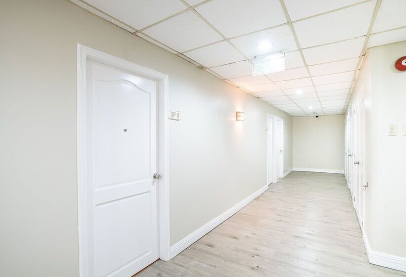 Manila Airport Hotel By Urban Connect