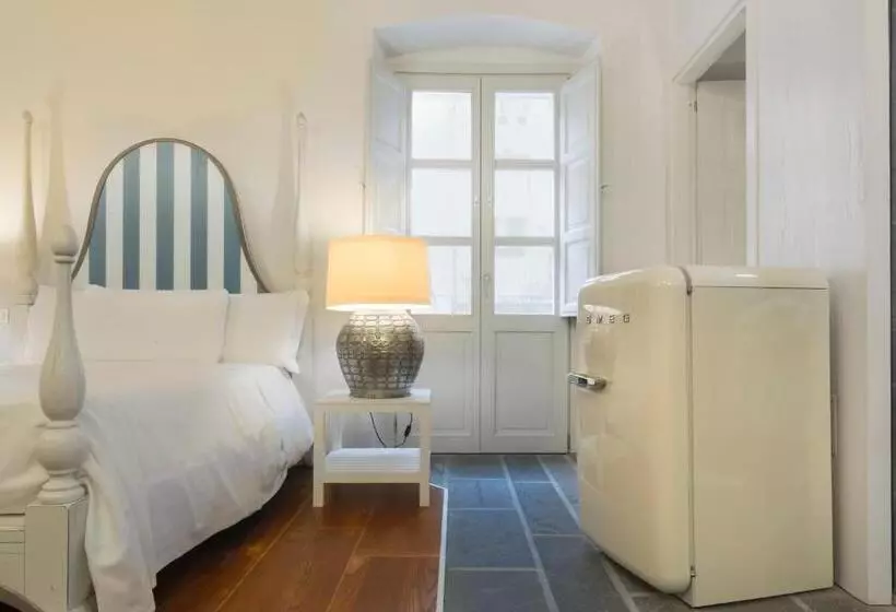 ペンション Cagliari Marina Guesthouse & Lounge