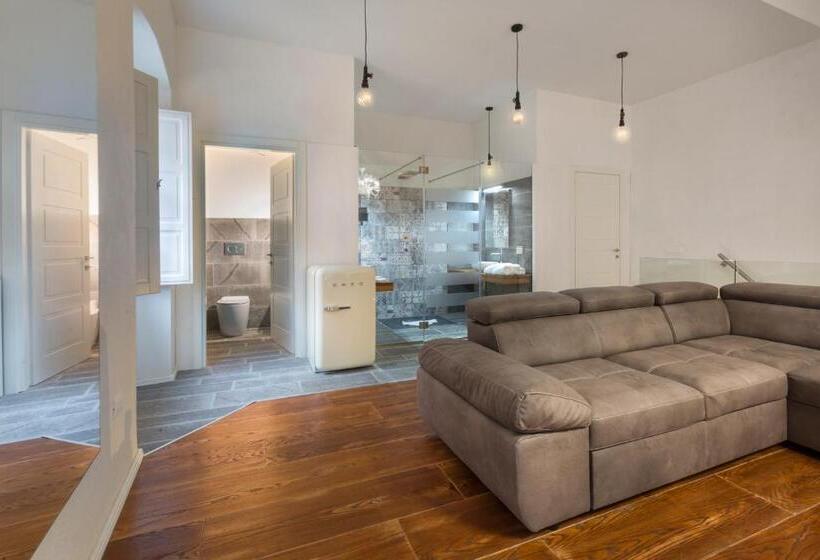 Pensjonat Cagliari Marina Guesthouse & Lounge