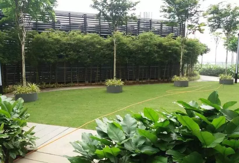 Majatalo Ezzyhome Medini