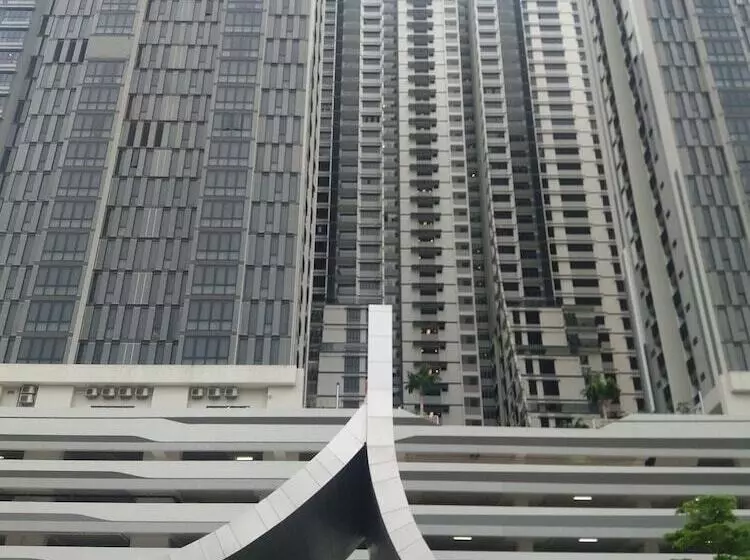 Majatalo Ezzyhome Medini