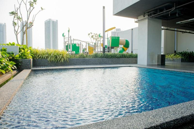 פנסיון Ezzyhome Medini