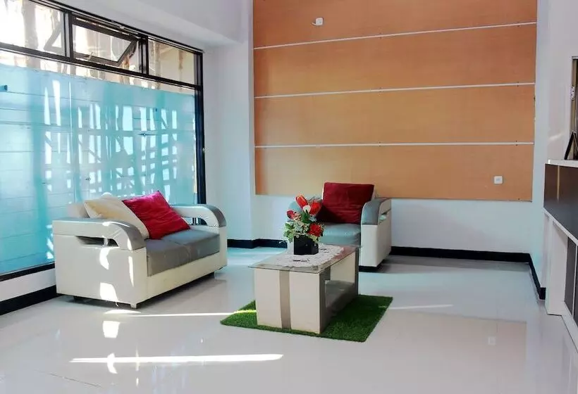 Majatalo Grand Mentari Guest House By Oyo Rooms