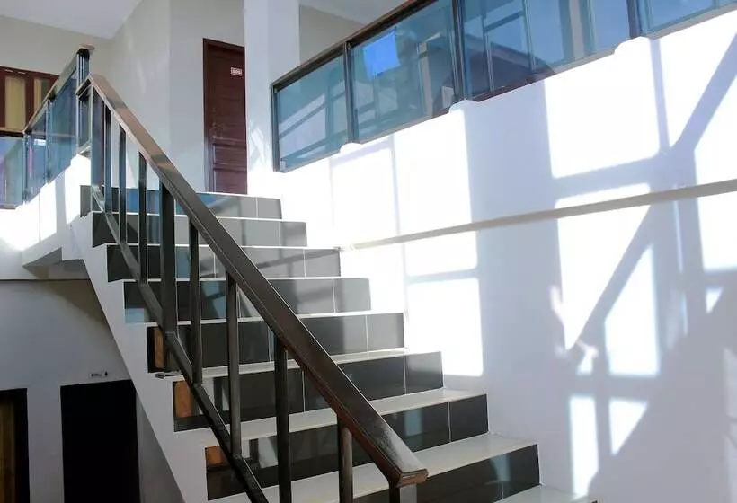 Majatalo Grand Mentari Guest House By Oyo Rooms