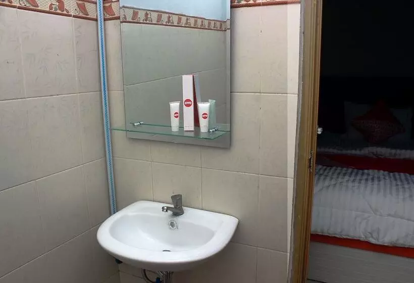 Majatalo Grand Mentari Guest House By Oyo Rooms