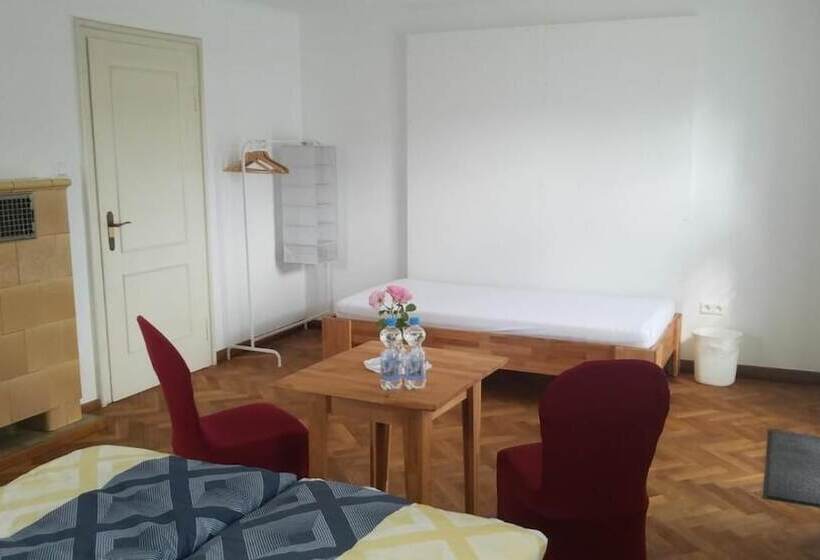 Пансион Gästehaus Lichdi