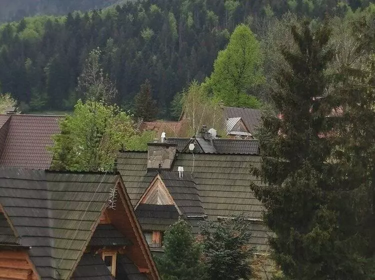 ペンション Willa Senator