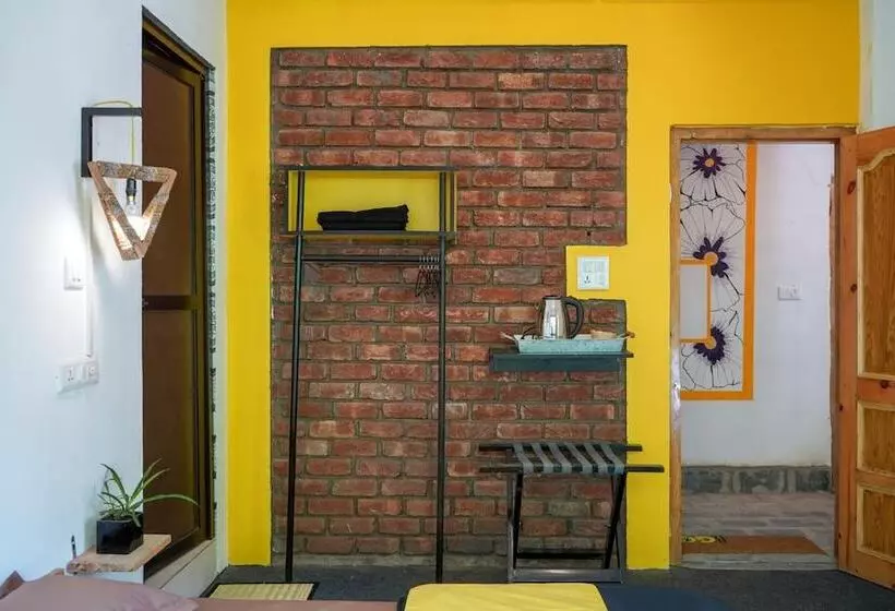 The Hosteller Mcleodganj, Upper Bhagsu