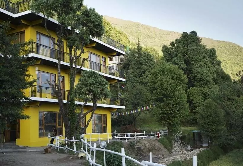 The Hosteller Mcleodganj, Upper Bhagsu