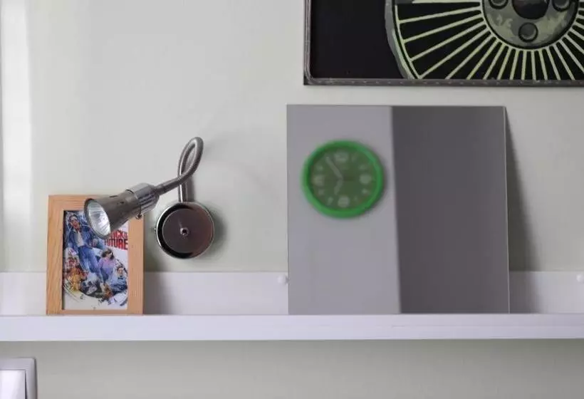 Retkeilymaja Back To The Future Space