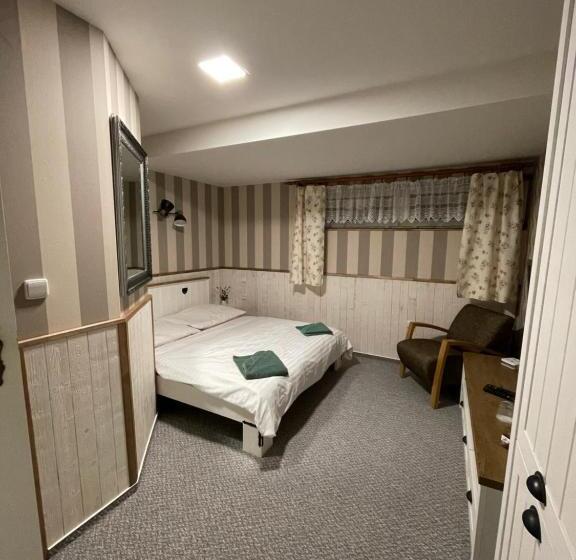 住宿加早餐  Penzion Zákoutí