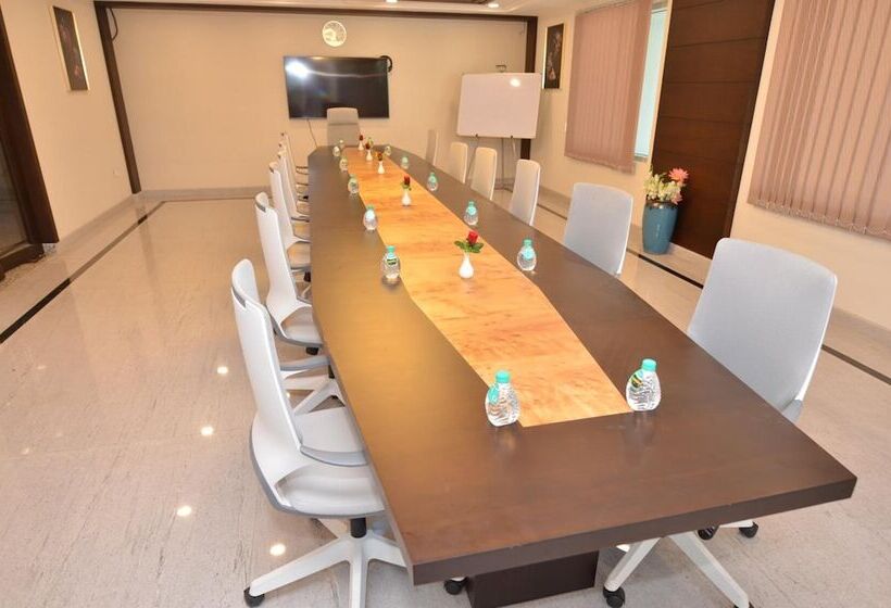 Casa In Luxury Suites