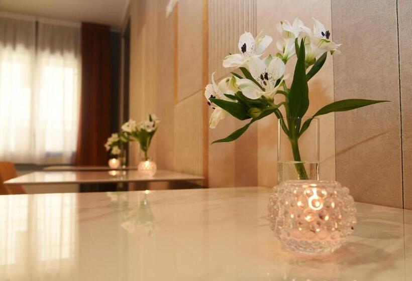 مسافرخانه Palazzo Scamozzi