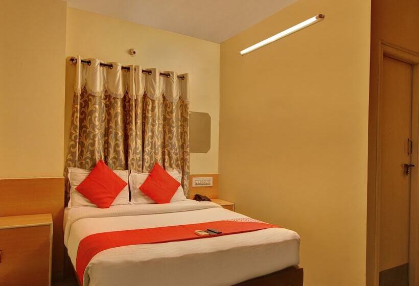 هتل Ashwa Comfort By Oyo Rooms