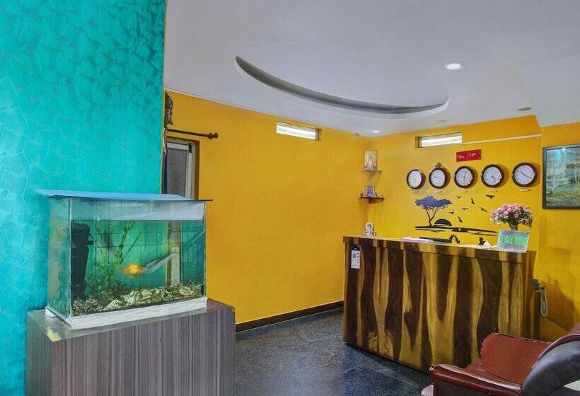 هتل Ashwa Comfort By Oyo Rooms