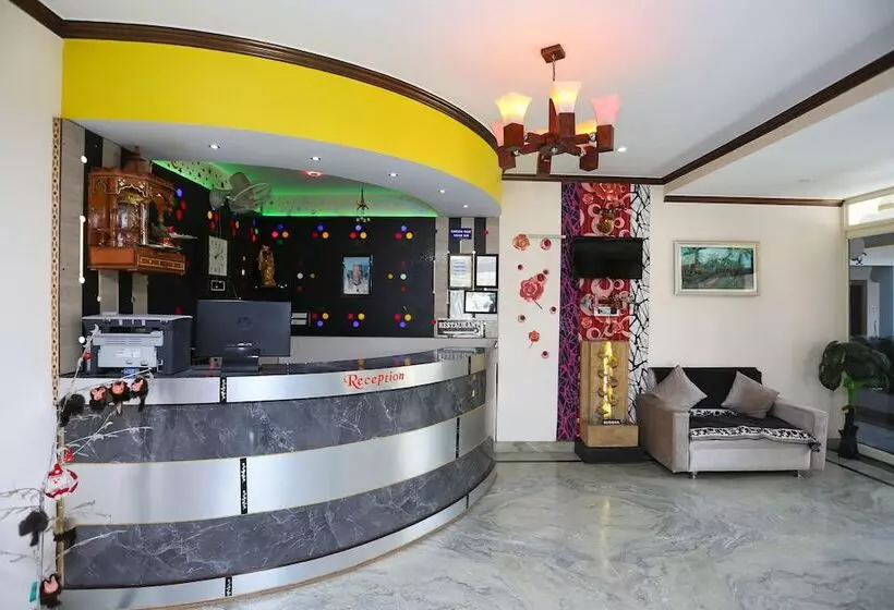 Hotelli Budha Palace By Oyo Rooms