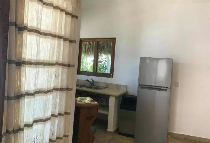 Hotelli Bungalows Lydia San Pancho