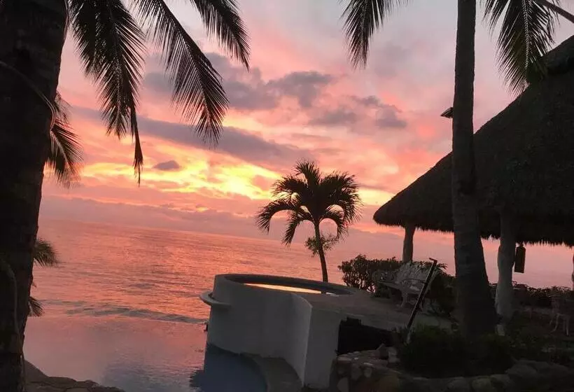 Hotelli Bungalows Lydia San Pancho