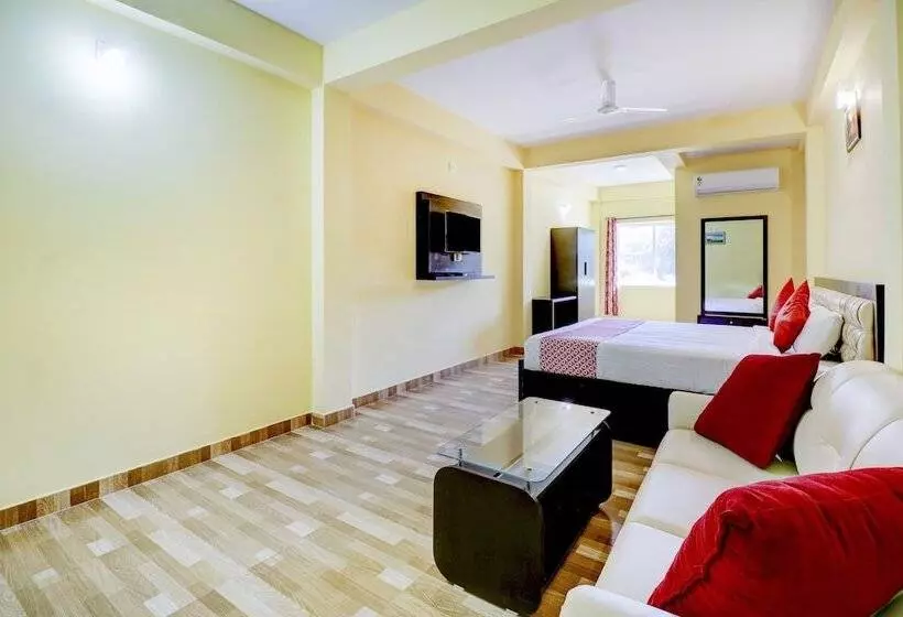 Hotelli Gaurika Residency Boarding & Lodging   Padubidri