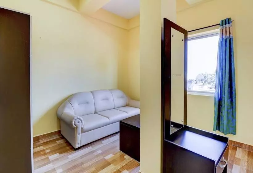 Hotelli Gaurika Residency Boarding & Lodging   Padubidri