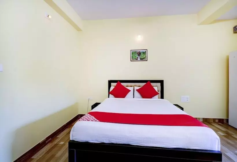 Hotelli Gaurika Residency Boarding & Lodging   Padubidri