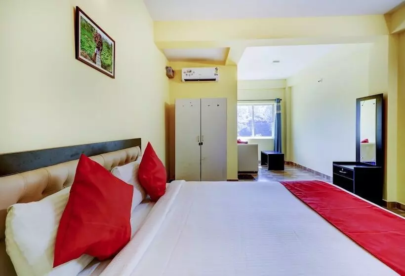 Hotelli Gaurika Residency Boarding & Lodging   Padubidri