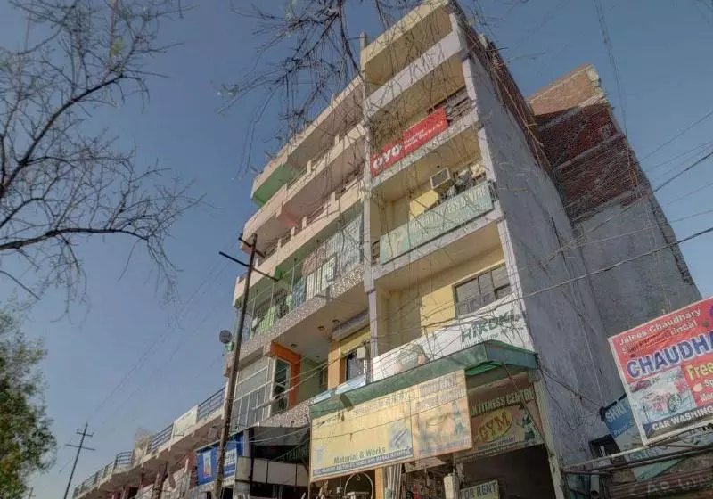 ホテル Oyo Flagship 30552 Sector 53